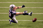 INDIANAPOLIS, IN - FEBRUARY 05:  Wes Welker #83 of the New England Patriots drops a pass in the fourth quarter against the New York Giants during Super Bowl XLVI at Lucas Oil Stadium on February 5, 2012 in Indianapolis, Indiana.  (Photo by Chris Trotman/Getty Images)
