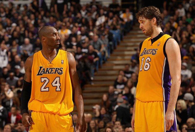 SACRAMENTO, CA - DECEMBER 26:  Kobe Bryant #24 talks to Pau Gasol #16 of the Los Angeles Lakers during their game against the Sacramento Kings at Power Balance Pavilion on December 26, 2011 in Sacramento, California.  NOTE TO USER: User expressly acknowledges and agrees that, by downloading and or using this photograph, User is consenting to the terms and conditions of the Getty Images License Agreement.  (Photo by Ezra Shaw/Getty Images)
