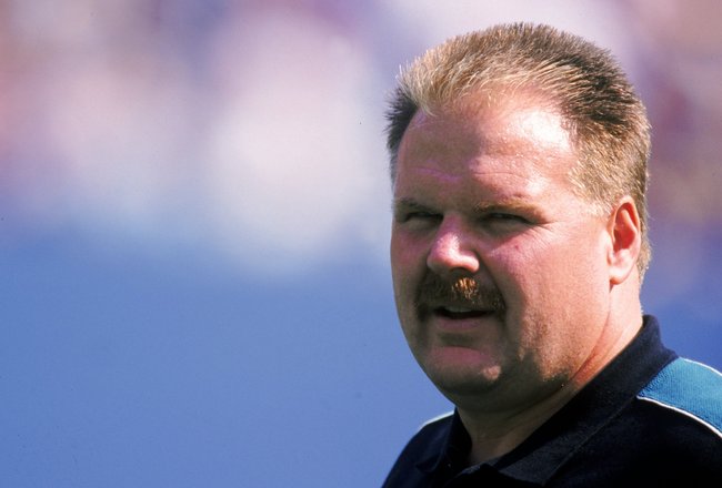 3 Oct 1999: Head coach Andy Reid of the Philadelphia Eagles looks on from the sidelines during the game against the New York Giants at the Giants Stadium in East Rutherford, New Jersey. The Giants defeated the Eagles 16-15. Mandatory Credit: Al Bello  /Allsport