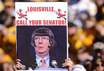 28-west-virginia-fans_crop_340x234