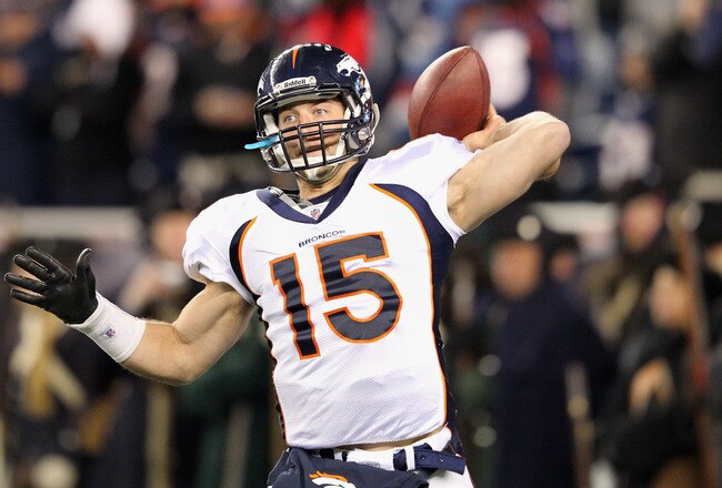 FOXBORO, MA - JANUARY 14:  Tim Tebow #15 of the Denver Broncos warms up against the New England Patriots during their AFC Divisional Playoff Game at Gillette Stadium on January 14, 2012 in Foxboro, Massachusetts.  (Photo by Jim Rogash/Getty Images)