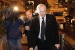 WASHINGTON, DC - MARCH 10: Dallas Cowboys owner Jerry Jones leaves a meeting at the Federal Mediation and Conciliation Service building March 10, 2011 in Washington, DC. Representatives from the National Football League (NFL) and National Football League Players' Association (NFLPA) continue to negotiate a labor dispute during a 7 day extension of talks.  (Photo by Rob Carr/Getty Images)