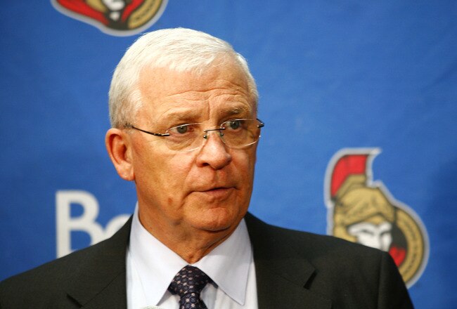 OTTAWA, ON - FEBRUARY 15:  Ottawa Senators GM Bryan Murray informs the media that Chris Kelly #22 of the Ottawa Senators has been traded to the Boston Bruins after a game against the New York Islanders at Scotiabank Place on February 15, 2011 in Ottawa, Ontario, Canada.  (Photo by Phillip MacCallum/Getty Images)