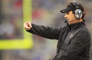 SEATTLE - OCTOBER 30:  Head coach Steve Sarkisian of the Washington Huskies gestures during the game against the Stanford Cardinal on October 30, 2010 at Husky Stadium in Seattle, Washington. Stanford won 41-0. (Photo by Otto Greule Jr/Getty Images)