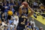 MOREHEAD, KY - JANUARY 18: Isaiah Canaan #3 of the Murray State Racers shoots the ball during the OVC game against the Morehead State Eagles at Johnson Arena on January 18, 2012 in Morehead, Kentucky.  (Photo by Andy Lyons/Getty Images)