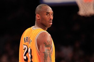 NEW YORK, NY - FEBRUARY 11: Kobe Bryant #24 of the Los Angeles Lakers on the court against the New York Knicks at Madison Square Garden on February 11, 2011 in New York City. NOTE TO USER: User expressly acknowledges and agrees that, by downloading and/or using this Photograph, User is consenting to the terms and conditions of the Getty Images License Agreement. The Lakers defeated the Knicks 113-96. (Photo by Chris Trotman/Getty Images)