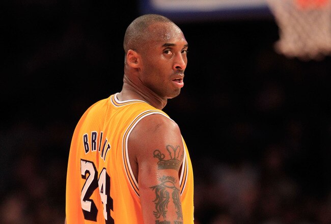NEW YORK, NY - FEBRUARY 11: Kobe Bryant #24 of the Los Angeles Lakers on the court against the New York Knicks at Madison Square Garden on February 11, 2011 in New York City. NOTE TO USER: User expressly acknowledges and agrees that, by downloading and/or using this Photograph, User is consenting to the terms and conditions of the Getty Images License Agreement. The Lakers defeated the Knicks 113-96. (Photo by Chris Trotman/Getty Images)