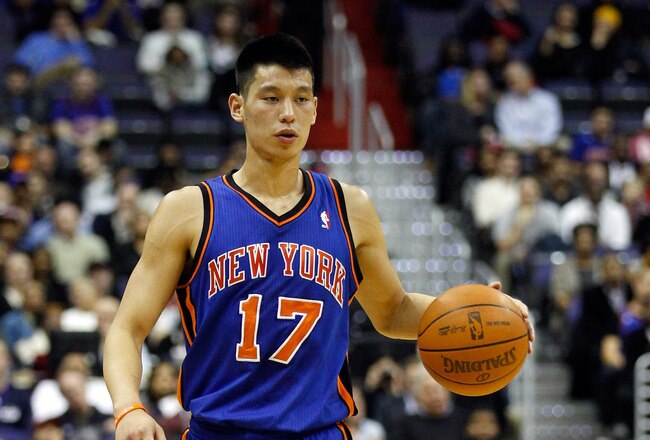 WASHINGTON, DC - FEBRUARY 08:  Jeremy Lin #17 of the New York Knicks brings the ball up the floor during the first half against the Washington Wizards  at Verizon Center on February 8, 2012 in Washington, DC. NOTE TO USER: User expressly acknowledges and agrees that, by downloading and or using this photograph, User is consenting to the terms and conditions of the Getty Images License Agreement.  (Photo by Rob Carr/Getty Images)