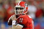 ATLANTA, GA - DECEMBER 03:  Aaron Murray #11 of the Georgia Bulldogs against the LSU Tigers during the 2011 SEC Championship Game at Georgia Dome on December 3, 2011 in Atlanta, Georgia.  (Photo by Kevin C. Cox/Getty Images)