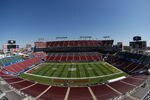 TAMPA, FL - JANUARY 31:  Workers prepare the field a day before Super Bowl XLIII between the Arizona Cardinals and the Pittsburgh Steelers on January 31, 2009 at Raymond James Stadium in Tampa, Florida.  (Photo by Michael Heiman/Getty Images)