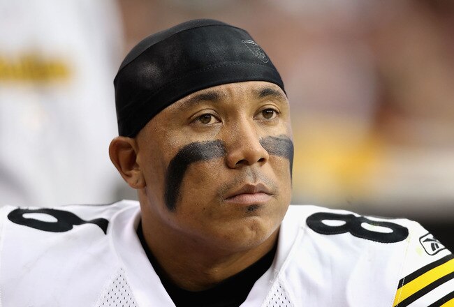 GLENDALE, AZ - OCTOBER 23:  Wide receiver Hines Ward #86 of the Pittsburgh Steelers  during the NFL game against the Arizona Cardinals at the University of Phoenix Stadium on October 23, 2011 in Glendale, Arizona. The Steelers defeated the Cardinals 32-20.  (Photo by Christian Petersen/Getty Images)