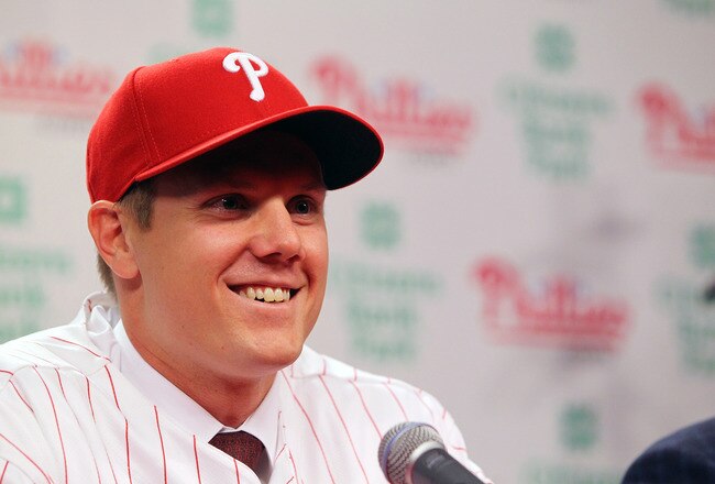 PHILADELPHIA, PA - NOVEMBER 14:  Jonathan Papelbon of the Philadelphia Phillies smiles as he discusses his four-year, $50,000,058 contract, at Citizens Bank Park on November 14, 2011 in Philadelphia, Pennsylvania.  (Photo by Len Redkoles/Getty Images)