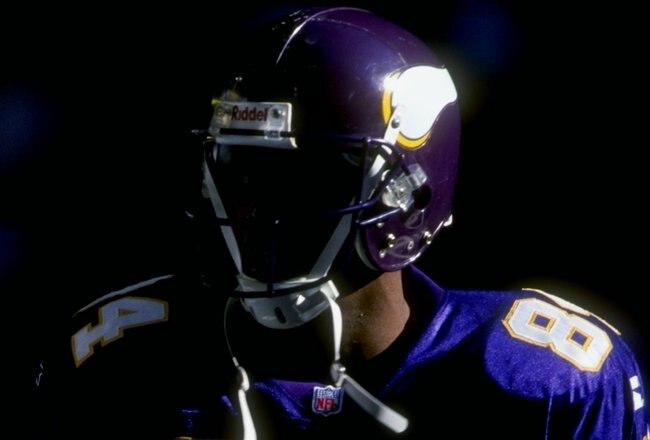 26 Nov 1998:  Wide receiver Randy Moss #84 of the Minnesota Vikings looks on during a game against the Dallas Cowboys at Texas Stadium in Irving, Texas. The Vikings defeated the Cowboys 46-36. Mandatory Credit: Brian Bahr  /Allsport