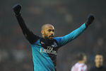 SUNDERLAND, ENGLAND - FEBRUARY 11:  Thierry Henry of Arsenal celebrates winning the Barclays Premier League match between Sunderland and Arsenal at the Stadium of Light on February 11, 2012 in Sunderland, England.  (Photo by Michael Regan/Getty Images)