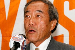 UNIONDALE, NY - AUGUST 01: Owner Charles Wang the New York Islanders addresses the media to announce that the new arena voter referendum failed on August 1, 2011 in Uniondale, New York. Wang has said that without a new arena, he may have no choice but to move the team out of Nassau County.  (Photo by Andy Marlin/Getty Images)