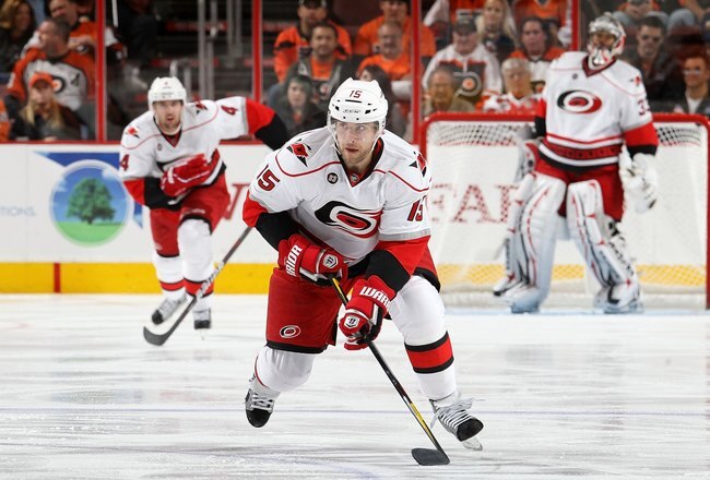 PHILADELPHIA, PA - OCTOBER 29: Tuomo Ruutu #15 of the Carolina Hurricanes in action against the Philadelphia Flyers on October 29, 2011 at Wells Fargo Center in Philadelphia, Pennsylvania. The Flyers defeated the Hurricanes 5-1.  (Photo by Jim McIsaac/Getty Images)