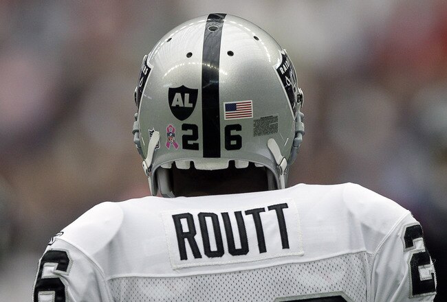 HOUSTON - OCTOBER 09: Stanford Routt #26 of the Oakland Raiders at Reliant Stadium on October 9, 2011 in Houston, Texas. (Photo by Bob Levey/Getty Images)