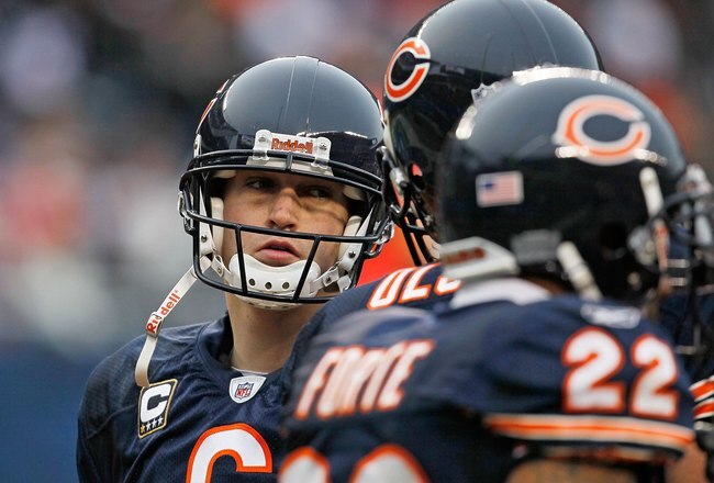 CHICAGO - DECEMBER 06: Jay Cutler #6 of the Chicago Bears looks into the huddle during a game against the St. Louis Rams at Soldier Field on December 6, 2009 in Chicago, Illinois. The Bears defeated the Rams 17-9. (Photo by Jonathan Daniel/Getty Images)