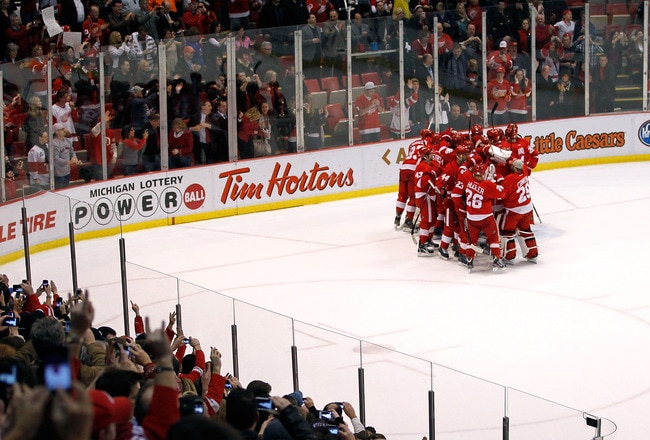 DETROIT, MI - FEBRUARY 14: The Detroit Red Wings and their fans celebrate their NHL record breaking 21st consecutive home victory by beating the Dallas Stars 3-1 at Joe Louis Arena on February 14, 2012 in Detroit, Michigan. (Photo by Gregory Shamus/Getty Images)