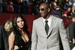 207261-kobe-bryant-and-vanessa-bryant_crop_150x100