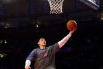 NEW YORK, NY - FEBRUARY 10:  Jeremy Lin #17 of the New York Knicks warms up prior to playing against the Los Angeles Lakers at Madison Square Garden on February 10, 2012 in New York City.  NOTE TO USER: User expressly acknowledges and agrees that, by downloading and or using this photograph, User is consenting to the terms and conditions of the Getty Images License Agreement.  (Photo by Chris Chambers/Getty Images)