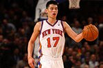 NEW YORK, NY - FEBRUARY 10:  Jeremy Lin #17 of the New York Knicks brings the ball up court against the Los Angeles Lakers at Madison Square Garden on February 10, 2012 in New York City.  NOTE TO USER: User expressly acknowledges and agrees that, by downloading and or using this photograph, User is consenting to the terms and conditions of the Getty Images License Agreement.  (Photo by Chris Chambers/Getty Images)