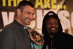 LONDON, ENGLAND - JANUARY 09:  (L-R) Vitali Klitschko of the Ukraine and Dereck Chisora of England during a press conference at The Landmark Hotel on January 9, 2012 in London, England.  (Photo by Andrew Redington/Getty Images)