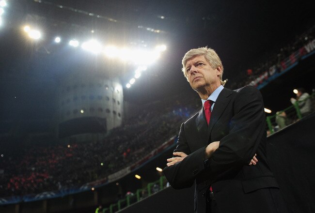 MILAN, ITALY - FEBRUARY 15:  Arsene Wenger, manager of Arsenal looks on during the UEFA Champions League round of 16 first leg match between AC Milan and Arsenal at Stadio Giuseppe Meazza on February 15, 2012 in Milan, Italy.  (Photo by Shaun Botterill/Getty Images)