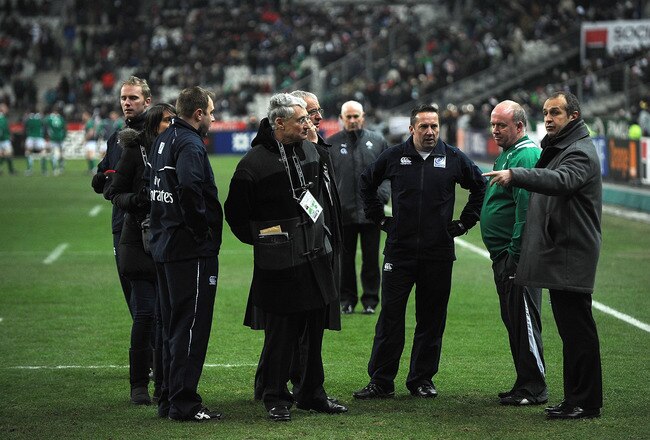 PARIS, FRANCE - FEBRUARY 11:  Referee Dave Pearson (3rd from R), Ireland Coach Declan Kidney (2nd R) and France Coach Philippe Saint Andre talk just before kick off during the RBS 6 Nations match between France and Ireland at Stade de France on February 11, 2012 in Paris, France.  (Photo by Christopher Lee/Getty Images)