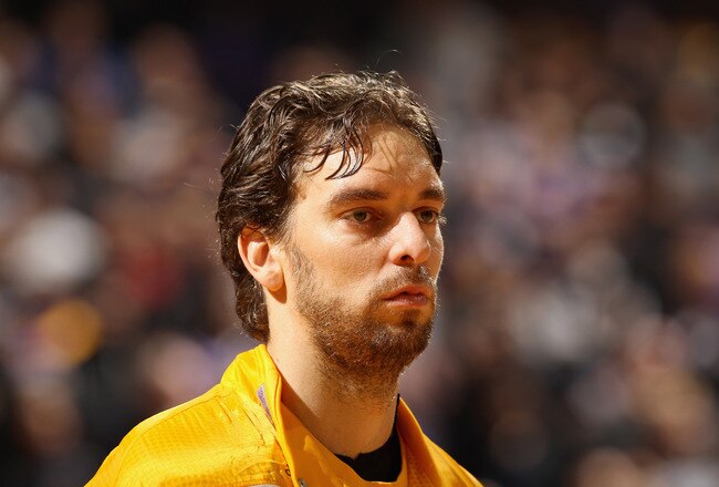SACRAMENTO, CA - DECEMBER 26:  Pau Gasol #16 of the Los Angeles Lakers stands on the court during their game against the Sacramento Kings at Power Balance Pavilion on December 26, 2011 in Sacramento, California.  NOTE TO USER: User expressly acknowledges and agrees that, by downloading and or using this photograph, User is consenting to the terms and conditions of the Getty Images License Agreement.  (Photo by Ezra Shaw/Getty Images)