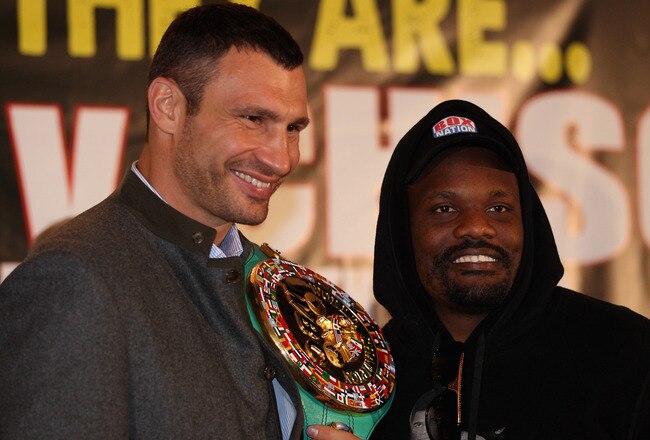 LONDON, ENGLAND - JANUARY 09:  (L-R) Vitali Klitschko of the Ukraine and Dereck Chisora of England during a press conference at The Landmark Hotel on January 9, 2012 in London, England.  (Photo by Andrew Redington/Getty Images)