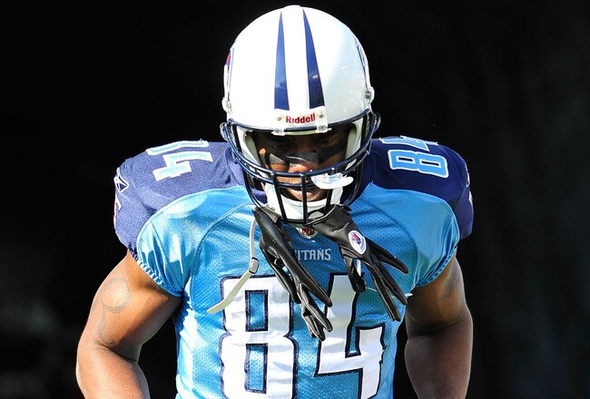 NASHVILLE, TN - NOVEMBER 21:  Randy Moss #84 of the Tennessee Titans is introduced before a game against the Washington Redskins at LP Field on November 21, 2010 in Nashville, Tennessee.  (Photo by Grant Halverson/Getty Images)