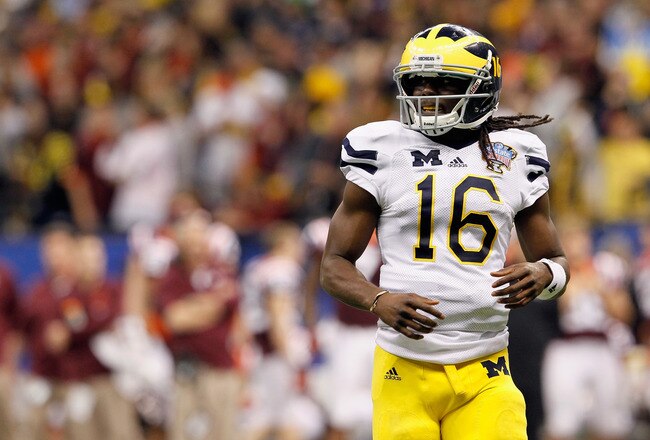 NEW ORLEANS, LA - JANUARY 03:  Denard Robinson #16 of the Michigan Wolverines looks on in the third quarter against the Virginia Tech Hokies during the Allstate Sugar Bowl at Mercedes-Benz Superdome on January 3, 2012 in New Orleans, Louisiana.  (Photo by Kevin C. Cox/Getty Images)