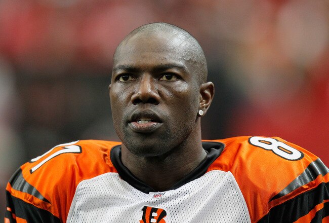 ATLANTA - OCTOBER 24:  Terrell Owens #81 of the Cincinnati Bengals against the Atlanta Falcons at Georgia Dome on October 24, 2010 in Atlanta, Georgia.  (Photo by Kevin C. Cox/Getty Images)