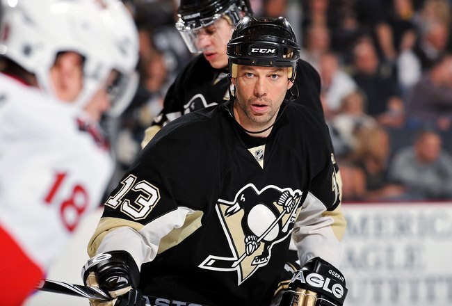 PITTSBURGH - DECEMBER 23:  Forward Bill Guerin #13 of the Pittsburgh Penguins skates against the Ottawa Senators on December 23, 2009 at Mellon Arena in Pittsburgh, Pennsylvania.  (Photo by Jamie Sabau/Getty Images)