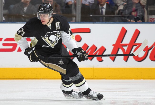 TORONTO, CANADA - FEBRUARY 1:  Evgeny Malkin #71 of the Pittsburgh Penguins skates in a game against the Toronto Maple Leafs on February 1, 2012 at the Air Canada Centre in Toronto, Canada. The Leafs defeated the Penguins 1-0. (Photo by Claus Andersen/Getty Images)