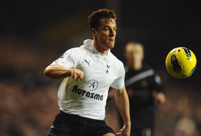 LONDON, ENGLAND - FEBRUARY 11: Scott Parker of Spurs in action during the Barclays Premier League match between Tottenham Hotspur and Newcastle United at White Hart Lane on February 11, 2012 in London, England.  (Photo by Mike Hewitt/Getty Images)
