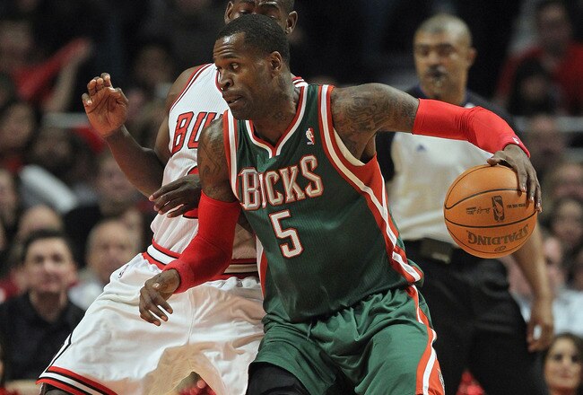CHICAGO, IL - JANUARY 27:  Stephen Jackson #5 of the Milwaukee Bucks moves against Ronnie Brewer #11 of the Chicago Bulls at the United Center on January 27, 2012 in Chicago, Illinois. The Bulls defeated the Bucks 107-100. NOTE TO USER: User expressly acknowledges and agrees that, by downloading and or using this photograph, User is consenting to the terms and conditions of the Getty Images License Agreement.  (Photo by Jonathan Daniel/Getty Images)