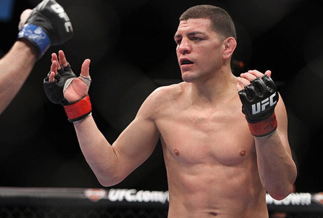 Carlos-condit-nick-diaz-9286-ufc-143_crop_650x440