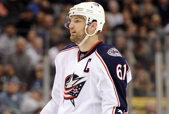 LOS ANGELES, CA - FEBRUARY 01:  Rick Nash #61 of the Columbus Blue Jackets waits for a faceoff during the game against the Los Angeles Kings at Staples Center on February 1, 2012 in Los Angeles, California.  (Photo by Harry How/Getty Images)