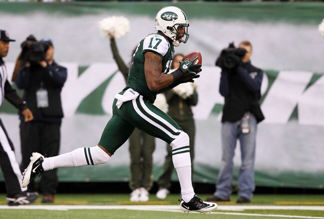 EAST RUTHERFORD, NJ - JANUARY 0...