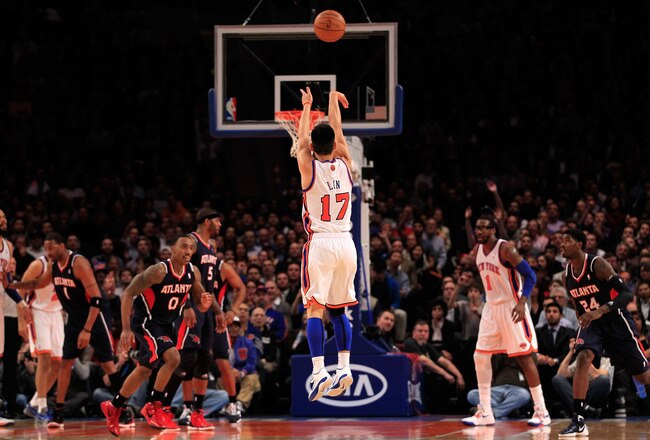 NEW YORK, NY - FEBRUARY 22: Jeremy Lin #17 of the New York Knicks shoots a three-pointer against the Atlanta Hawks at Madison Square Garden on February 22, 2012 in New York City. NOTE TO USER: User expressly acknowledges and agrees that, by downloading and/or using this Photograph, user is consenting to the terms and conditions of the Getty Images License Agreement.  (Photo by Chris Trotman/Getty Images)