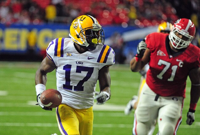 ATLANTA, GA - DECEMBER 3: Morris Claiborne #17 of the LSU Tigers returns an interception for a touchdown against the Georgia Bulldogs during the SEC Championship Game at the Georgia Dome on December 3, 2011 in Atlanta, Georgia.  (Photo by Scott Cunningham/Getty Images)