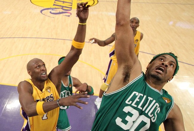 LOS ANGELES, CA - JUNE 17:  Rasheed Wallace #30 of the Boston Celtics rebounds the ball in front of Lamar Odom #7 of the Los Angeles Lakers in Game Seven of the 2010 NBA Finals at Staples Center on June 17, 2010 in Los Angeles, California.  NOTE TO USER: User expressly acknowledges and agrees that, by downloading and/or using this Photograph, user is consenting to the terms and conditions of the Getty Images License Agreement.  (Photo by Ronald Martinez/Getty Images)
