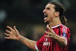MILAN, ITALY - FEBRUARY 15:  Zlatan Ibrahimovic of AC Milan celebrates scoring his penalty during the UEFA Champions League round of 16 first leg match between AC Milan and Arsenal at Stadio Giuseppe Meazza on February 15, 2012 in Milan, Italy.  (Photo by Shaun Botterill/Getty Images)