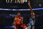 ORLANDO, FL - FEBRUARY 26:  Kevin Durant #35 of the Oklahoma City Thunder and the Western Conference drives for a shot attempt against LeBron James #6 of the Miami Heat and the Eastern Conference during the 2012 NBA All-Star Game at the Amway Center on February 26, 2012 in Orlando, Florida.  NOTE TO USER: User expressly acknowledges and agrees that, by downloading and or using this photograph, User is consenting to the terms and conditions of the Getty Images License Agreement.  (Photo by Ronald Martinez/Getty Images)
