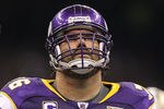 NEW ORLEANS - SEPTEMBER 09:  Steve Hutchinson #76 of the Minnesota Vikings at Louisiana Superdome on September 9, 2010 in New Orleans, Louisiana.  (Photo by Ronald Martinez/Getty Images)