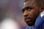 EAST RUTHERFORD, NJ - JANUARY 08:  Brandon Jacobs #27 of the New York Giants looks on against the Atlanta Falcons during their NFC Wild Card Playoff game at MetLife Stadium on January 8, 2012 in East Rutherford, New Jersey.  (Photo by Nick Laham/Getty Images)