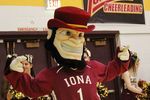 A2882gaelmascot_crop_150x100