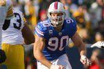 ORCHARD PARK, NY - NOVEMBER 28:  Chris Kelsay #90 of the Buffalo Bills plays  against the Pittsburgh Steelers at Ralph Wilson Stadium on November 28, 2010 in Orchard Park, New York. Pittsburgh won 19-16 in overtime.  (Photo by Rick Stewart/Getty Images)